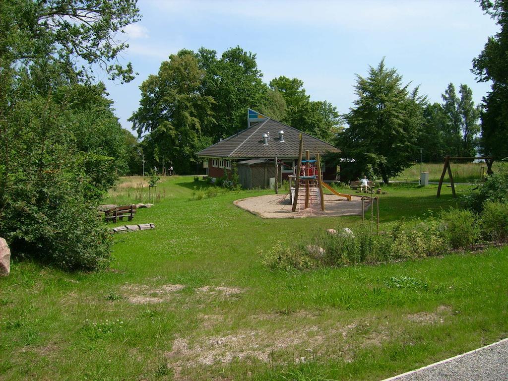 Appartementhaus Alter Speicher Klink Exterior foto